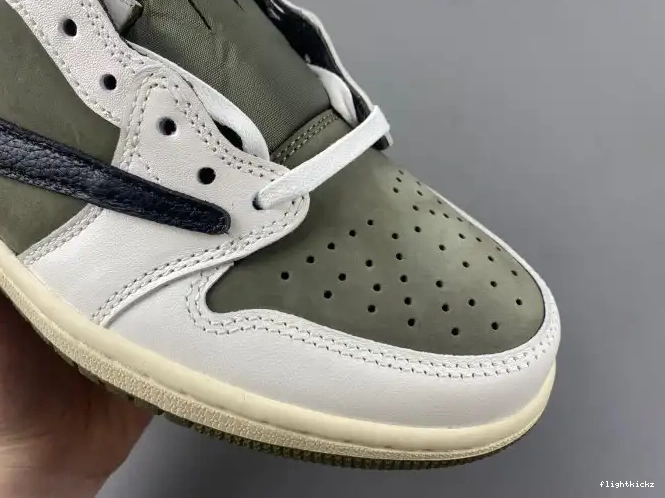 MEDIUM LOW AIR OG 1 X TRAVIS SCOTT OLIVE JORDAN DM7866-200 0628